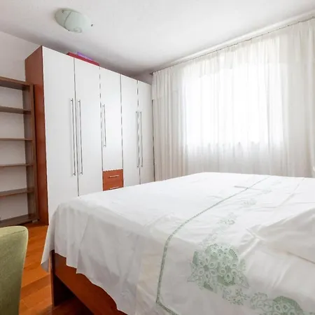 Mara In Makarska, Center, Sea View Apartment